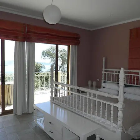 Carpe Diem Villas *
