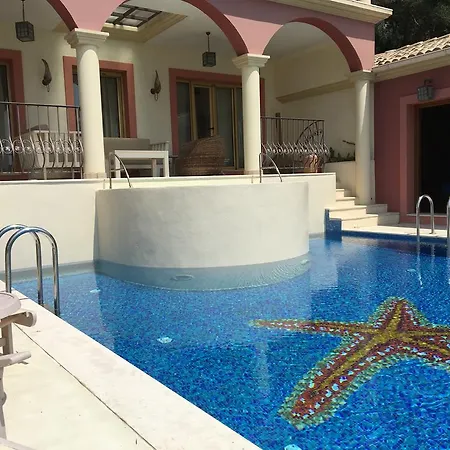 Carpe Diem Villas *